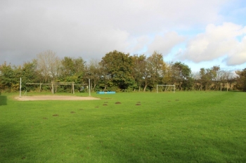 1. Sportplatz