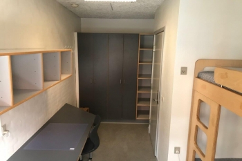 7. Schlafzimmer