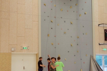 3. Turnhalle