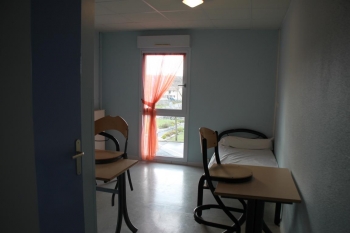 2. Schlafzimmer