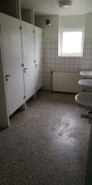 Sanitärbilder von der Gruppenunterkunft 03453469 BORREMOSE Centeret in Dänemark 9610 Nørager für Sommerfreizeiten