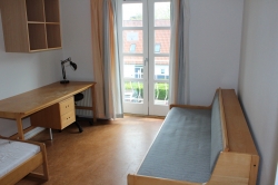 Schlafzimmerbilder vom Gruppenhaus 03453904 RISSKOV Efterskole in Dänemark 8240  Risskov für Gruppenfreizeiten