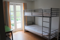 Schlafzimmerbilder vom Gruppenhaus 03453904 RISSKOV Efterskole in Dänemark 8240  Risskov für Gruppenfreizeiten