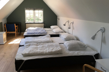 4. Schlafzimmer