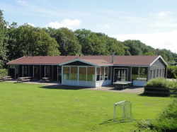 Weitere Aussenansichten vom Gruppenhaus 03314330 Gruppenhaus PERZIKBOOM in D�nemark 4328 GL Burgh-Haamstede f�r Gruppenreisen