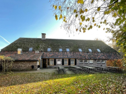 Aussenansicht vom Gruppenhaus 03315712 Gruppenhaus DE VAARSEL in Niederlande 5712 LM Someren f&uuml;r Gruppenfreizeiten