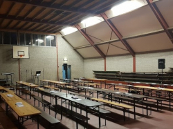Bilder der Sporthalle vom Selbstversorgerhaus 03315712 Gruppenhaus DE VAARSEL in Niederlande 5712 LM Someren f&uuml;r Gruppenreisen
