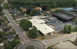 Aussenansicht vom Gruppenhaus 03453480 Play Efterskole in Dänemark 7200 Grindsted f�r Gruppenfreizeiten