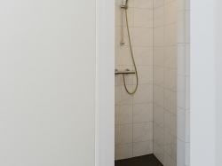 Sanit�rbilder von der Gruppenunterkunft 03317795 Gruppenhaus ZINGZWAAN in D�nemark 7795 Diffelen f�r Sommerfreizeiten